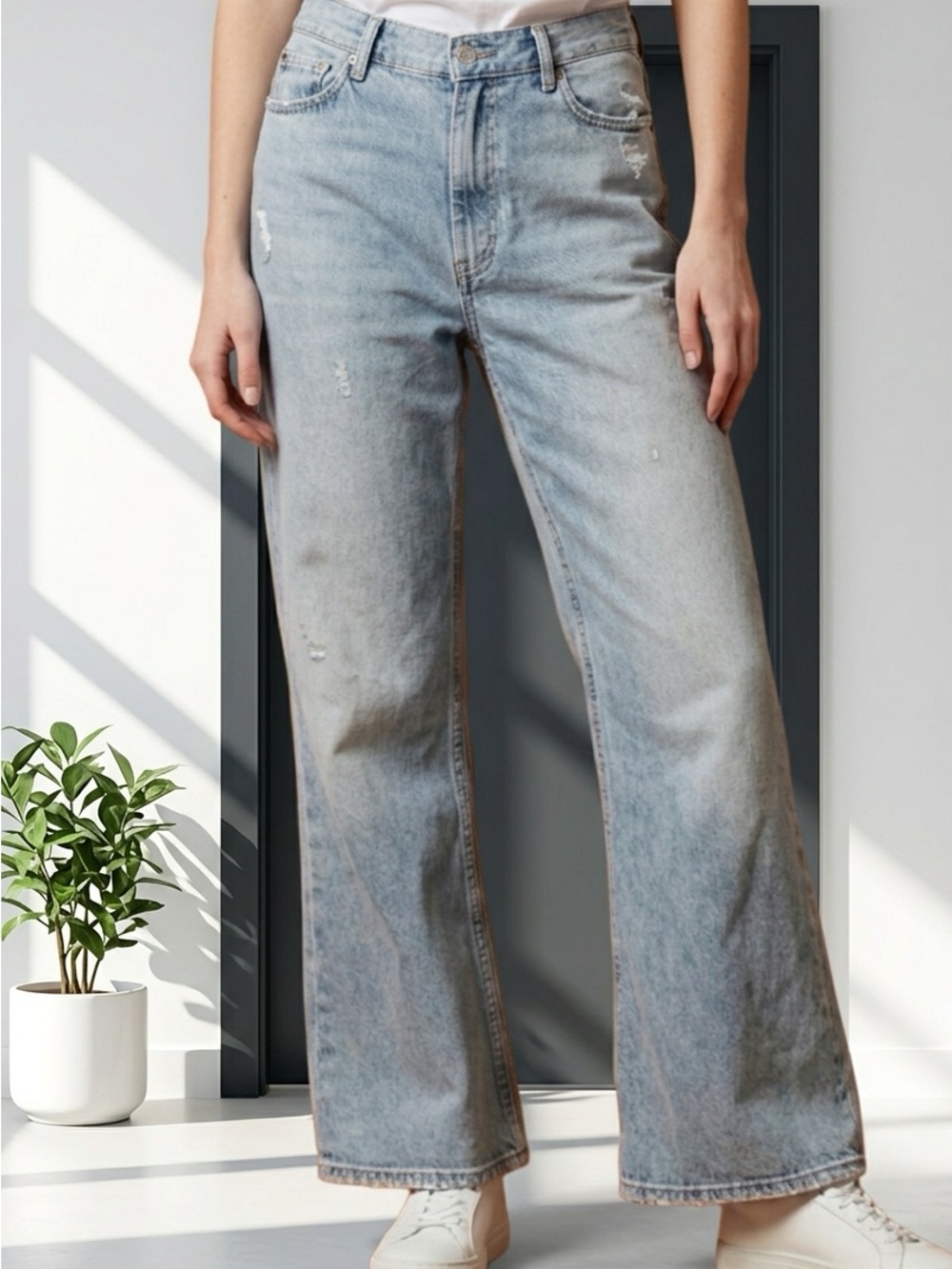 Citizens of Humanity Jeans Designer Washed Cropped Distressed Wide Leg size 30